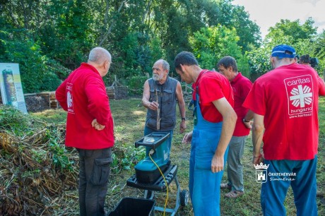Komposztáló mintaprojekt - fenntartható kertművelés a Szent Kristóf Házban