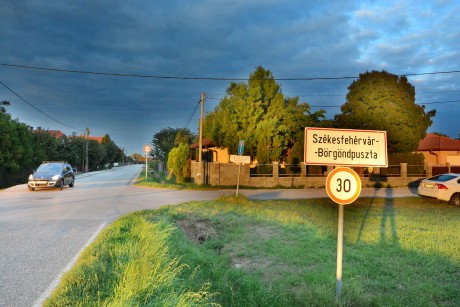 Repülőtér, közösségi ház, közlekedés - lakossági fórum Börgöndön