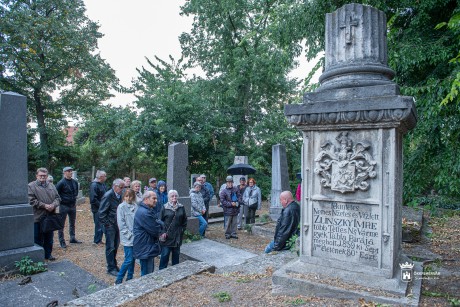 Megelevenedő fehérvári múlt a Hosszú-temetőben
