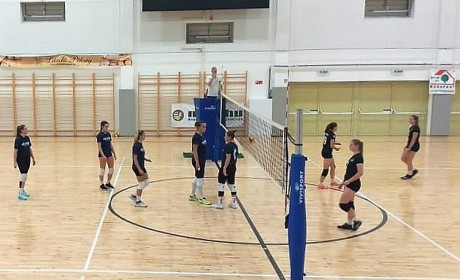 Röplabda - közös felkélszülés és MÁV Előre-Bericap siker Budaörsön