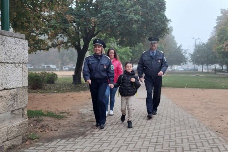 Újab születésnapi kívánságot teljesítettek a Fejér megyei rendőrök