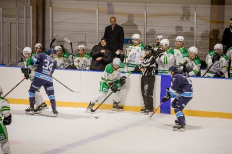 Jégkorong: a Titánok nem várt nagy arányú veresége a Győr ellen