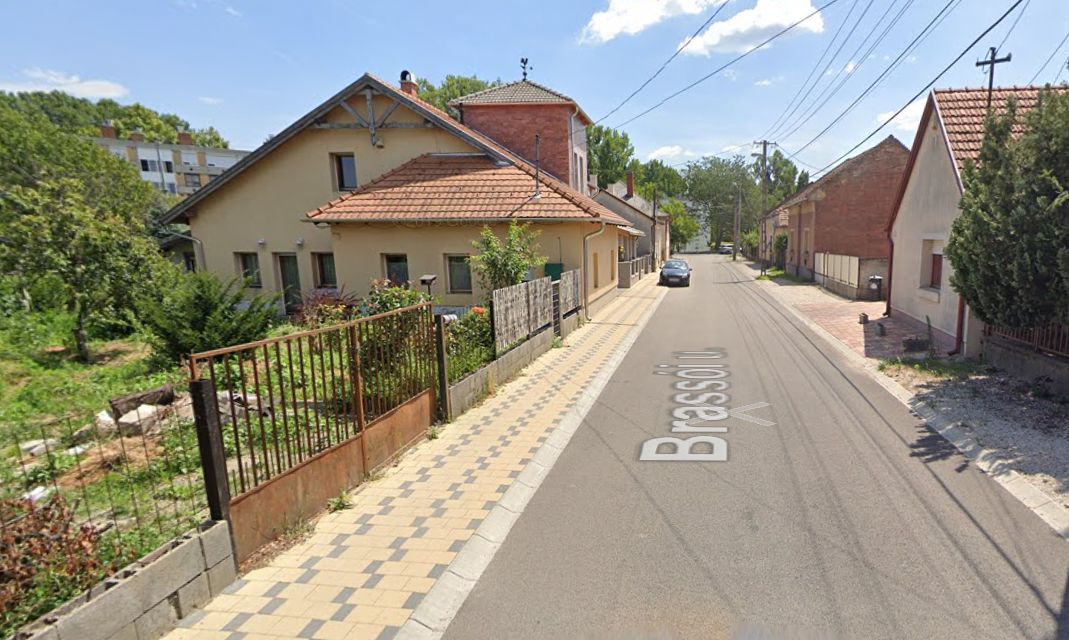 Pénteken aszfaltozás miatt lezárják a Brassói utca 5. szám előtti szakaszt