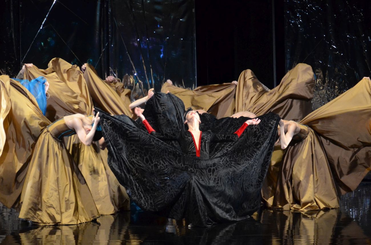 Székesfehérvári Balett Színház: Az élet, a halál, a vívódások táncai a hattyúk tavában
