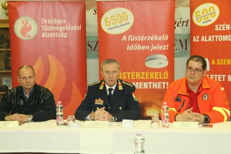 Szakítsunk időt a megelőzésre! - idén 236 lakástűzhöz vonultak a megyében a tűzoltók