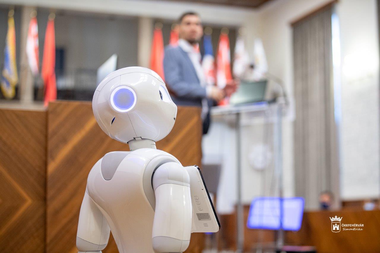 Most jött el a mesterséges intelligencia ideje - konferenciát tartott az Alba Innovár