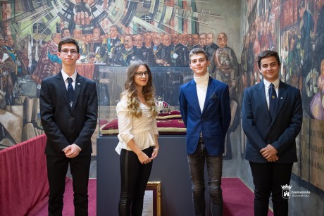 A cisztercis Csüri Bence lett a Székesfehérvári Diáktanács új elnöke