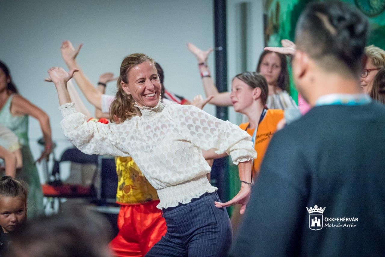 Márton-napi családi táncházba hívogat az Alba Regia Táncegyesület