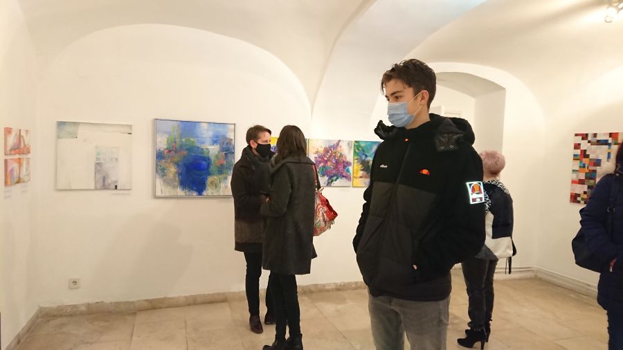 Téli tárlat a Pelikánban - megnyílt a Székesfehérvári Művészek Társasága csoportos kiállítása