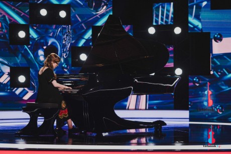 Rachmaninovval nyűgözte le a zsűrit a fehérvári Varga Nadin a Virtuózokban