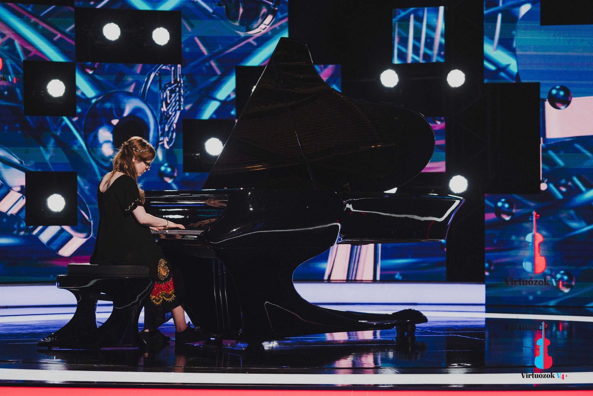 Rachmaninovval nyűgözte le a zsűrit a fehérvári Varga Nadin a Virtuózokban