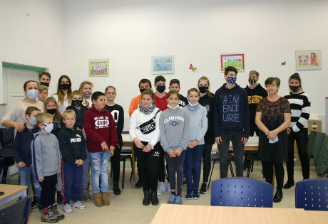 Szinkronban a Művészetekkel - Corvinusos hallgatók segítettek a gyermekvédelmi központban