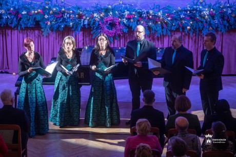 Idén is a határon túli magyar óvodáknak segítettek az Ökumenikus Adventi Jótékonysági Esttel