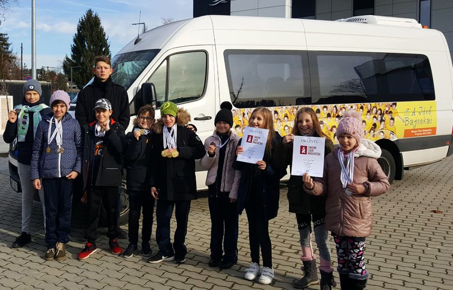 A Delfin Egyesület fiatal úszóinak szép sikerei Kaposváron