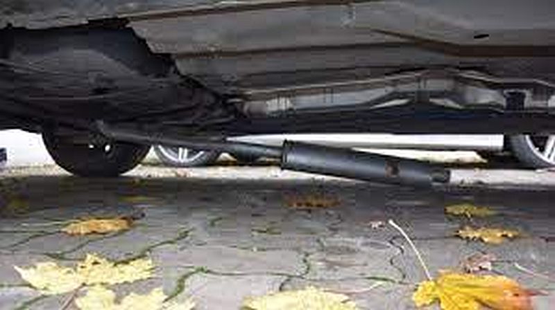 Vádat emelt az ügyészség az elfogott katalizátor tolvajokkal szemben