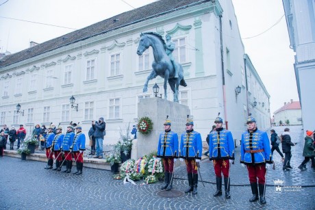 Fehérvári Huszárok Napja - tisztelgés a hősök emléke előtt
