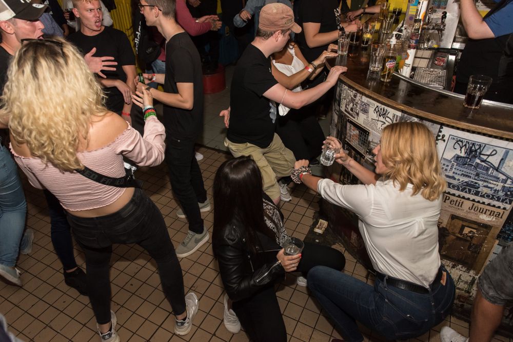 Több, mint szórakozóhely - Könyvben foglalták össze a Paraba történetét