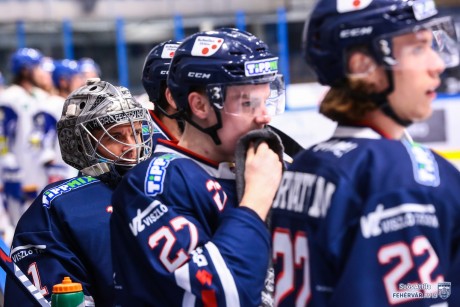 Jégkorong: nagy arányú vereséget szenvedett a Hydro Fehérvár AV19