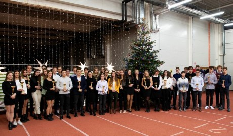 ARAK évzáró - valamennyi korosztályos atléták karácsonyi jutalmazásával