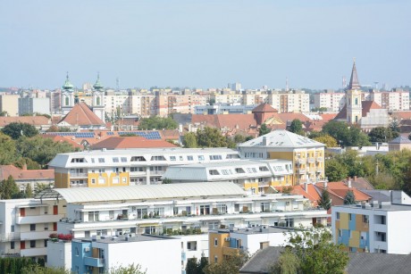 Egy év alatt átlagosan 13 százalékkal nőttek a lakásbérleti díjak