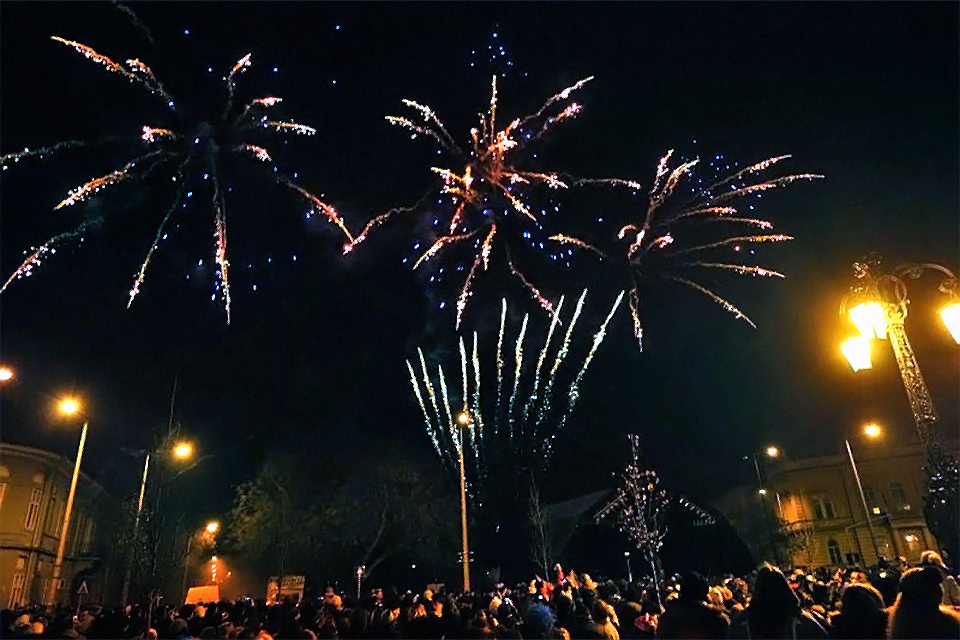 Az Önkormányzat, a fehérváriak döntésének megfelelően, idén sem rendez városi tűzijátékot