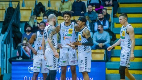 Kosárlabda: nagy különbséggel győzött az Alba Fehérvár!