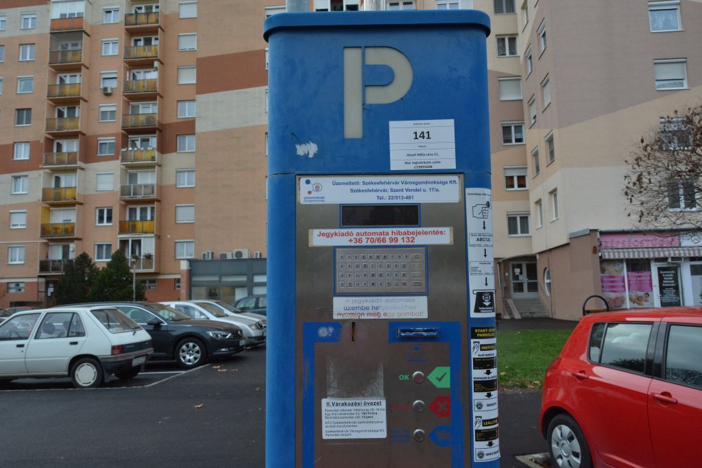 Ideiglenes lezárások lesznek a Skála parkolóban