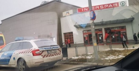 Életet mentett egy polgárőr Székesfehérváron az egyik nagyáruházban