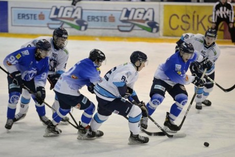 Jégkorong: a Fehérvári Titánok csapat legyőzte a listavezető Csíkszeredát!