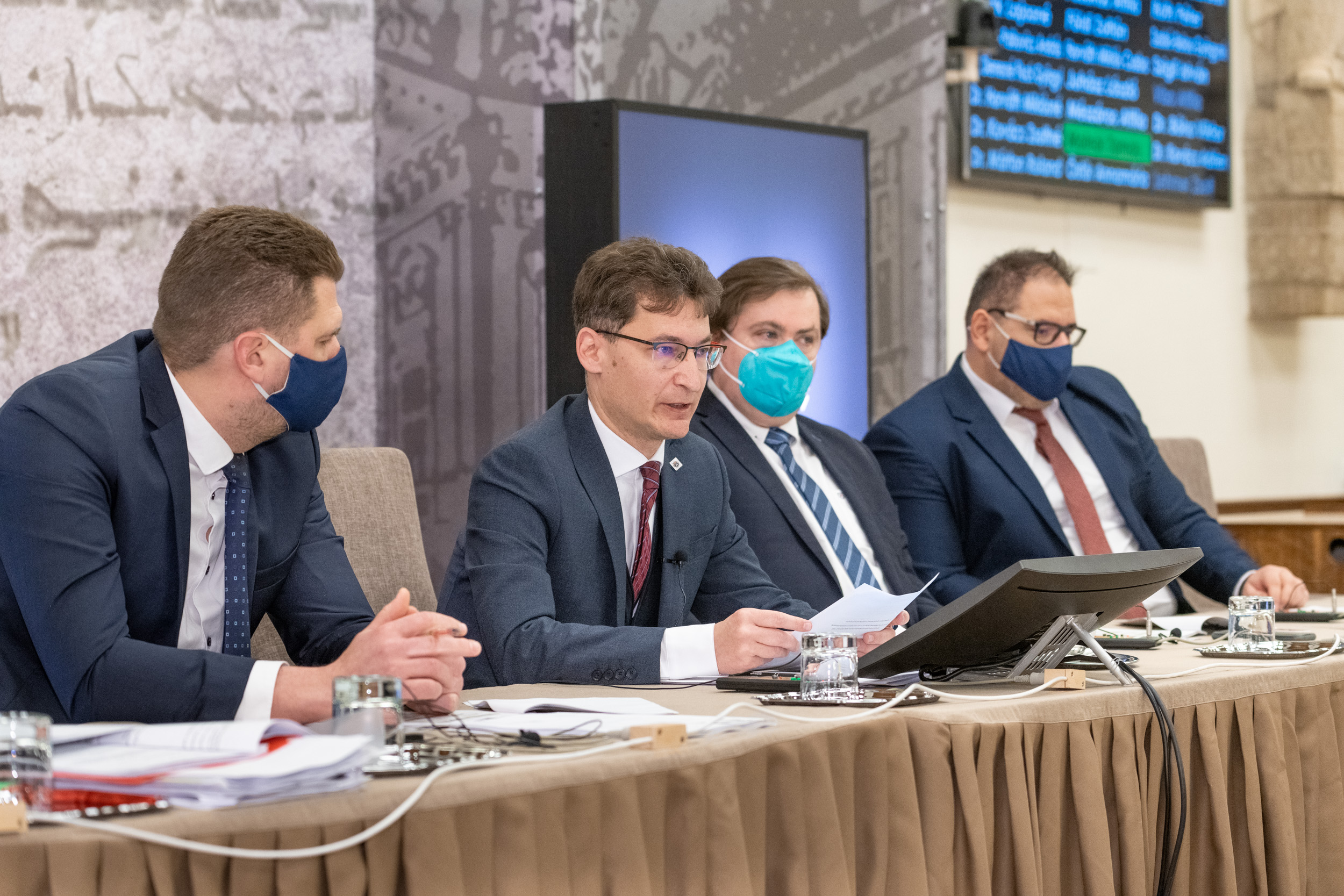 Stabil gazdálkodás, fejlesztések, jelentős béremelés - elfogadta a közgyűlés az idei költségvetést