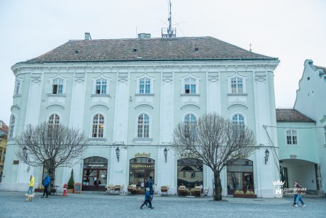 Kezdődik a Városháza felújítása – kisebb lezárásokra is számítani kell