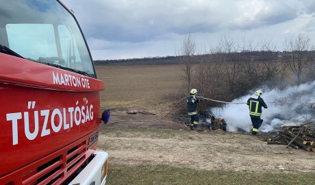 Egyre több a szabadtéri tűz - sokszor riasztják a tűzoltókat kinti tüzekhez