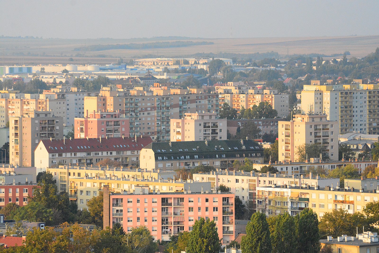 Hét éve töretlenül emelkedik a lakóingatlanok ára Székesfehérváron