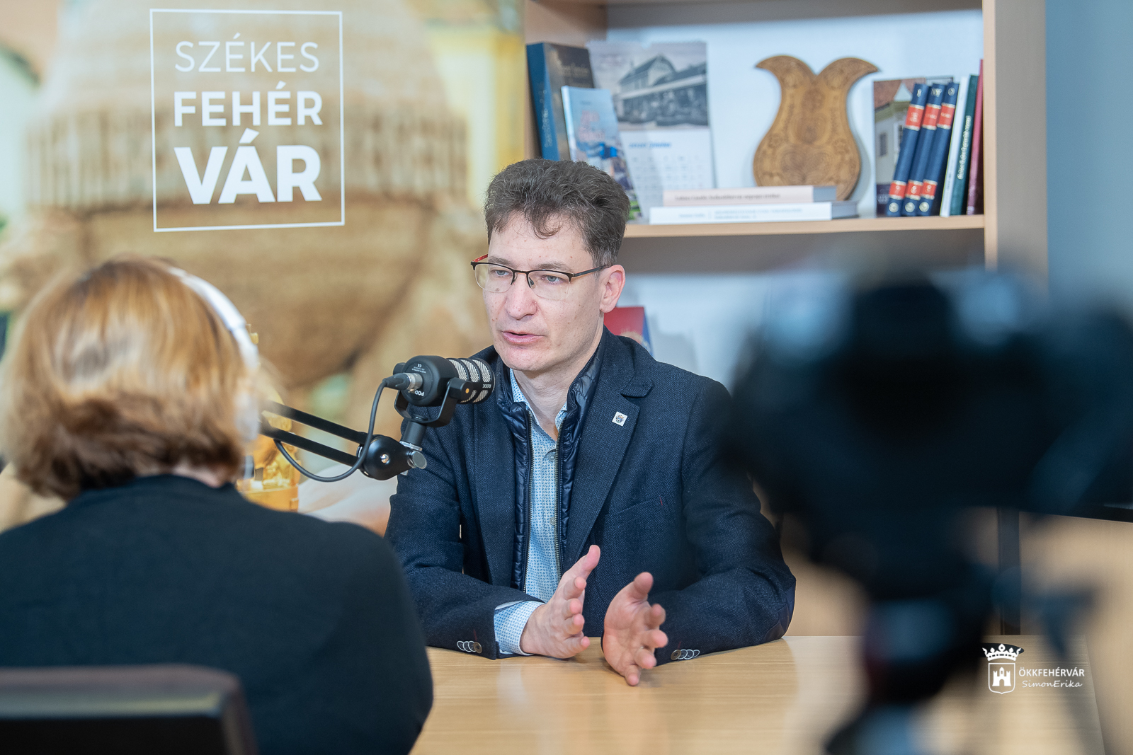 Stabil alapokon Székesfehérvár idei költségvetése - beszélgetés dr. Cser-Palkovics Andrással