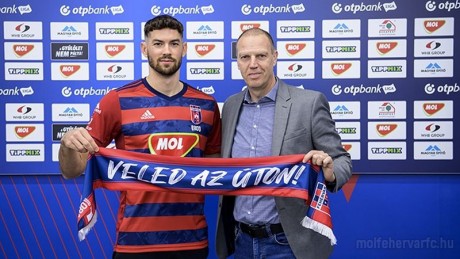 Labdarúgás - Bese Barnabás a Vidiben folytatja pályafutását!