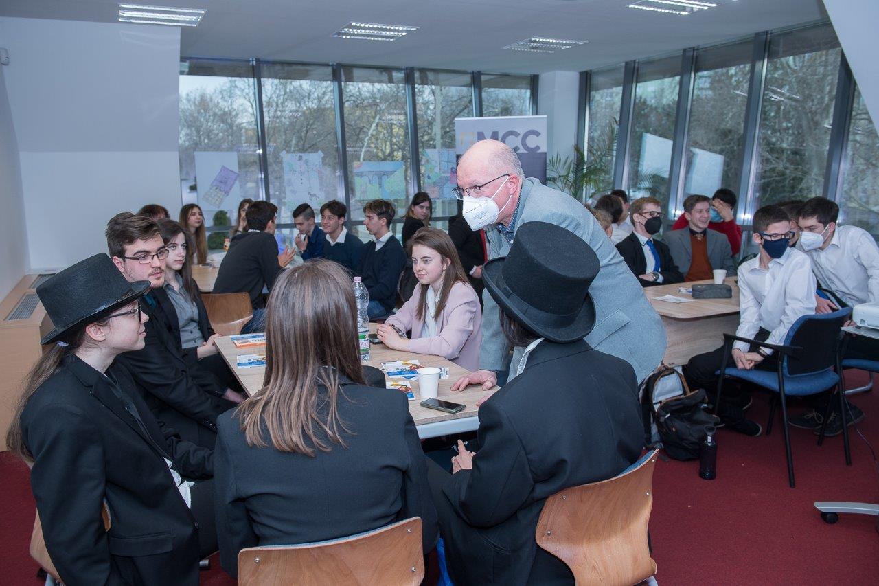 A Szovjetunió expanzióját kellett 