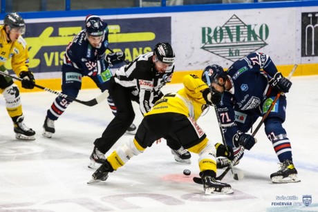 Jégkorong - Hydro Fehérvár AC19-Pustertal Wölfe párharc lesz a rájátszásban