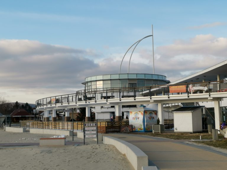 Tavaszköszöntő „halas forgatag” Velencén - gasztronómiai és kulturális csemegék a tóparton