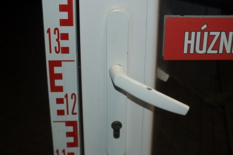 Családja lemészárlásával fenyegetőzött - lezárta a rendőrség a nyomozást