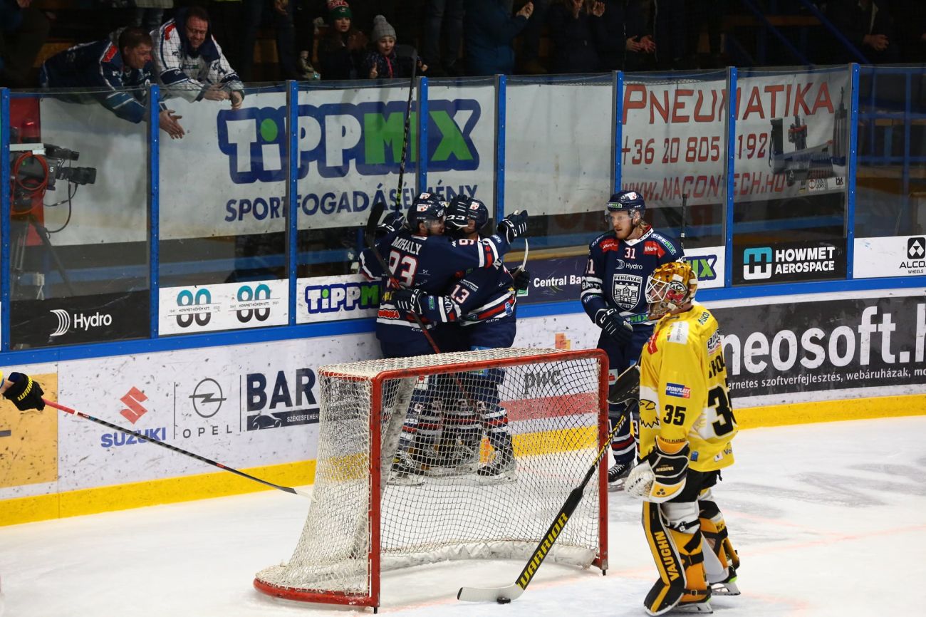 Jégkorong - kedden este idegenben fejezheti be az első sorozatot a Hydro Fehérvár AV19