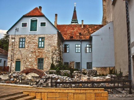 Ismeretterjesztő séta a török emlékek nyomán szombaton Székesfehérváron