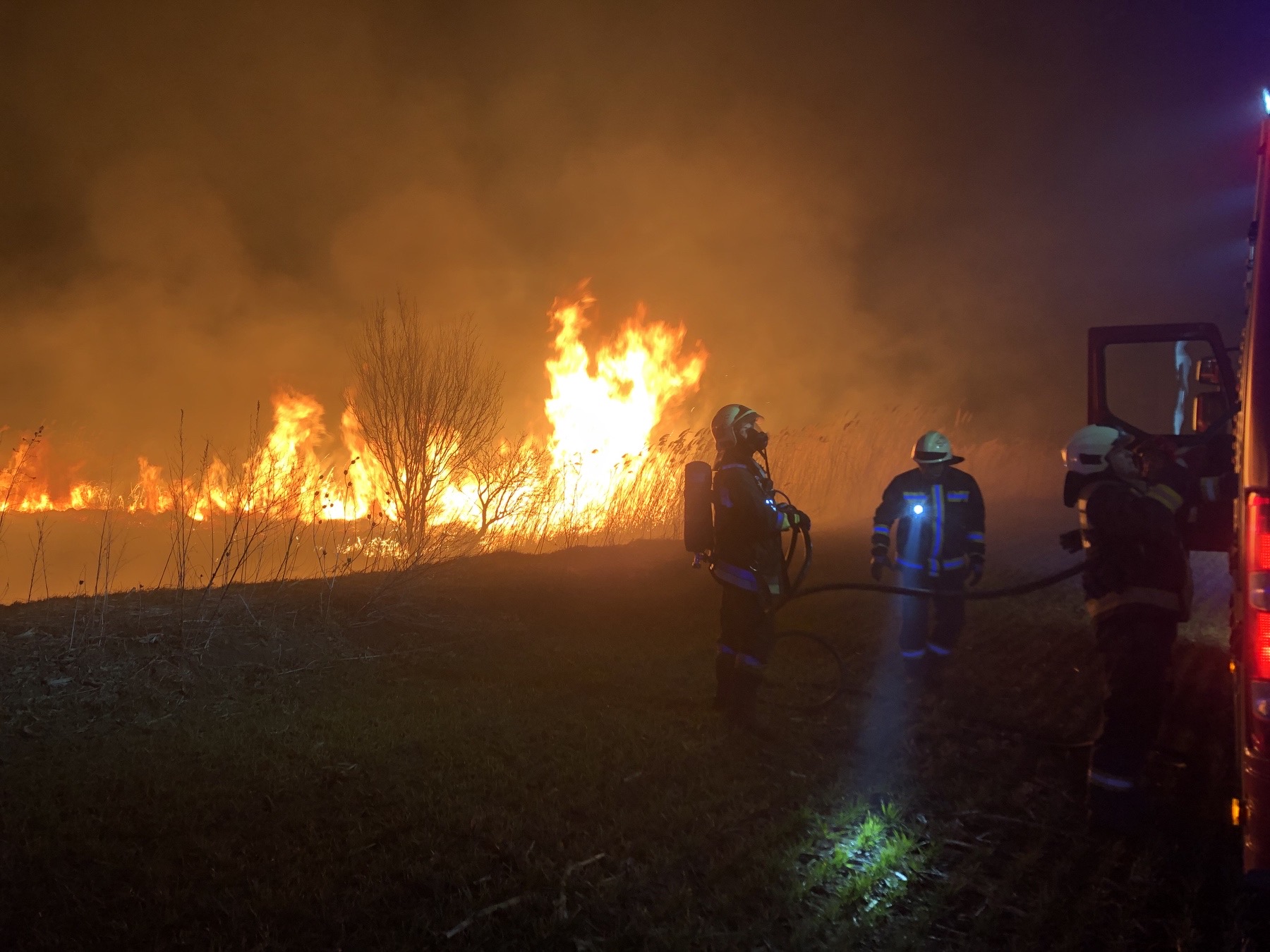 Nem csökken a szabadtéri tüzek száma - csak tegnap 10 helyen dolgoztak a tűzoltók