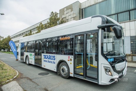 Nyártól érkeznek az elektromos Ikarusok a fehérvári tömegközlekedésbe