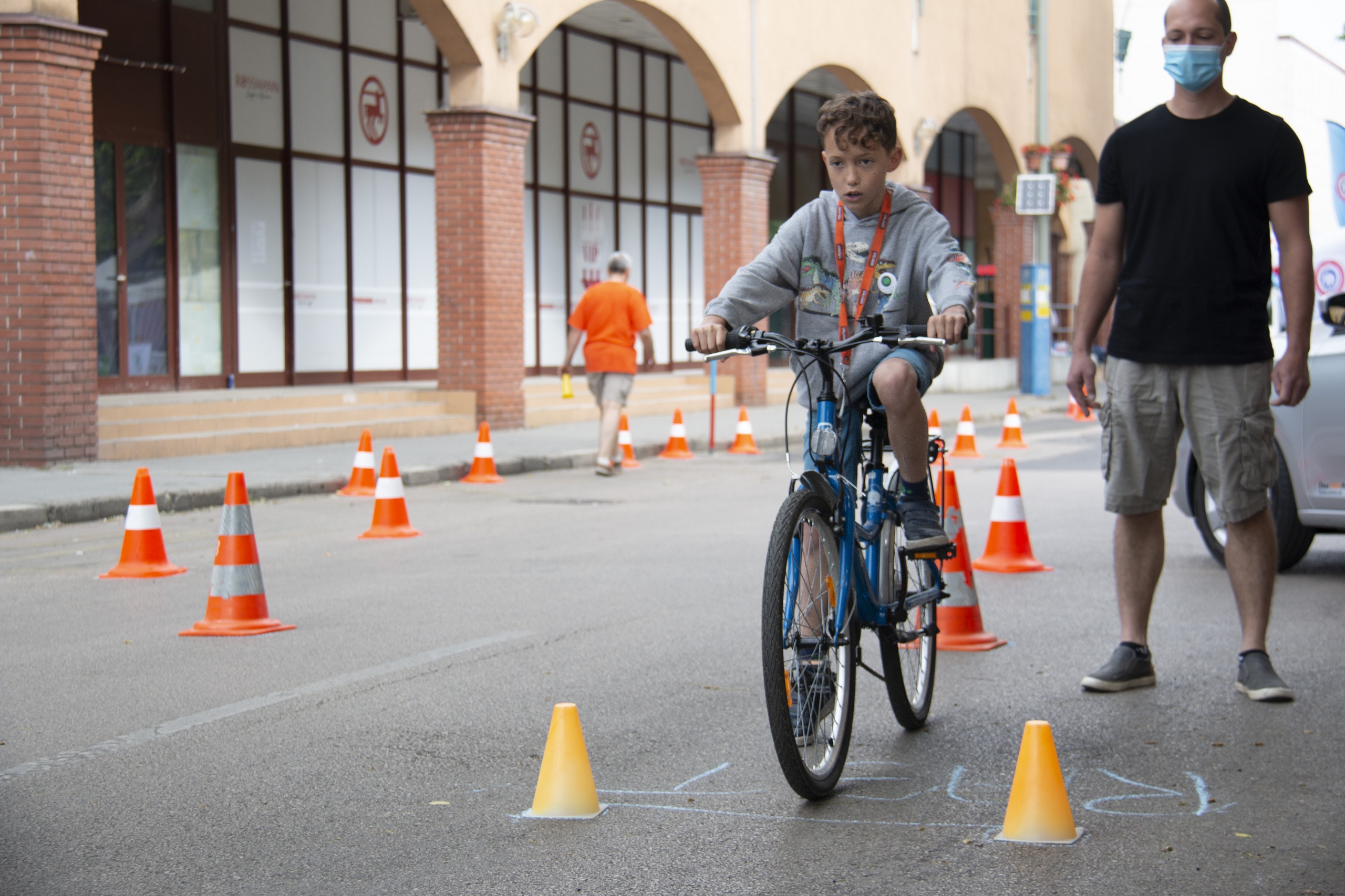 Vigyáz, Kresz, rajt! - újra lesz Közlekedik a család vetélkedő