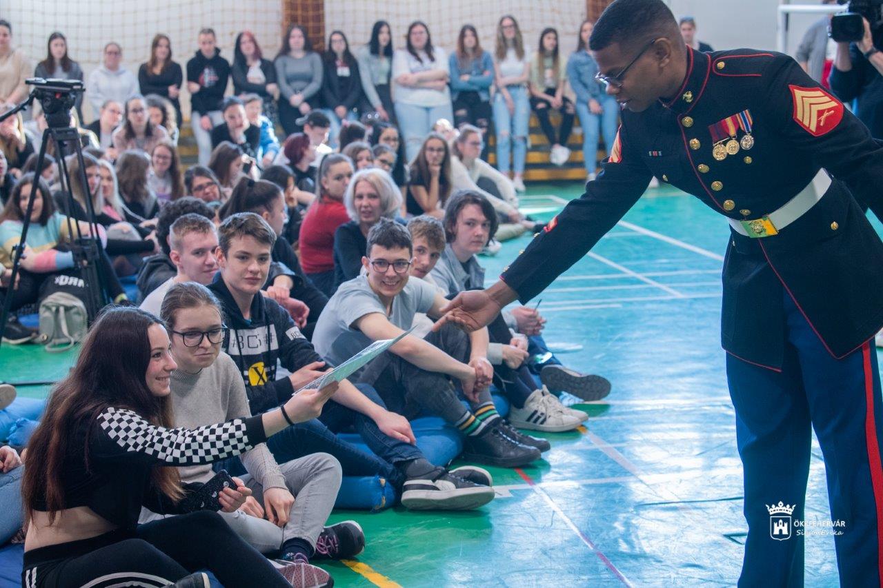 Egy nap Amerika a Bugátban csillagos és csíkos lobogóval