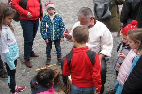 Aranybulla piknik a Lurkó Gyermekvédelmi Egyesülettel