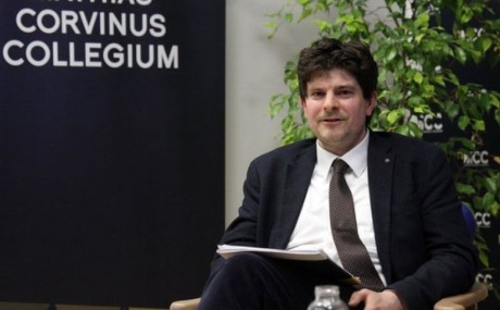 Elmarad Sándor Lénárd előadása az MCC-ben betegség miatt