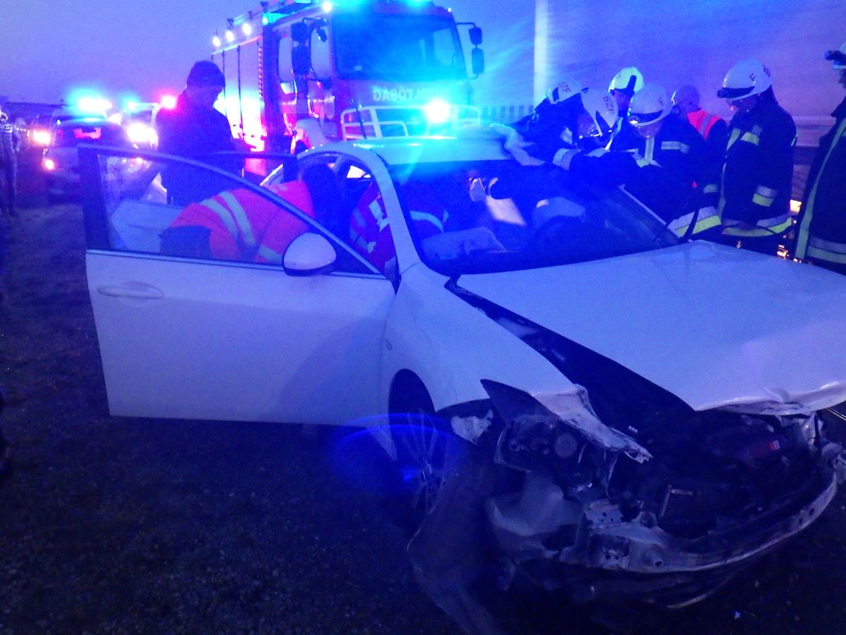 Személyesen köszönte meg Balázs, hogy megmentették a tűzoltók az életét