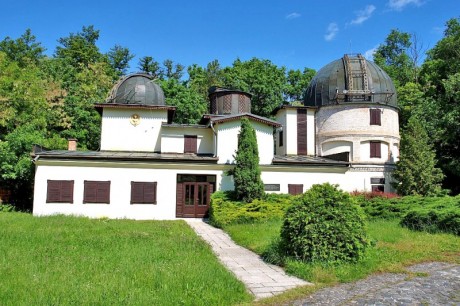 Egy obszervatórium három élete  - online előadás az Ógyallai Csillagvizsgálóról 