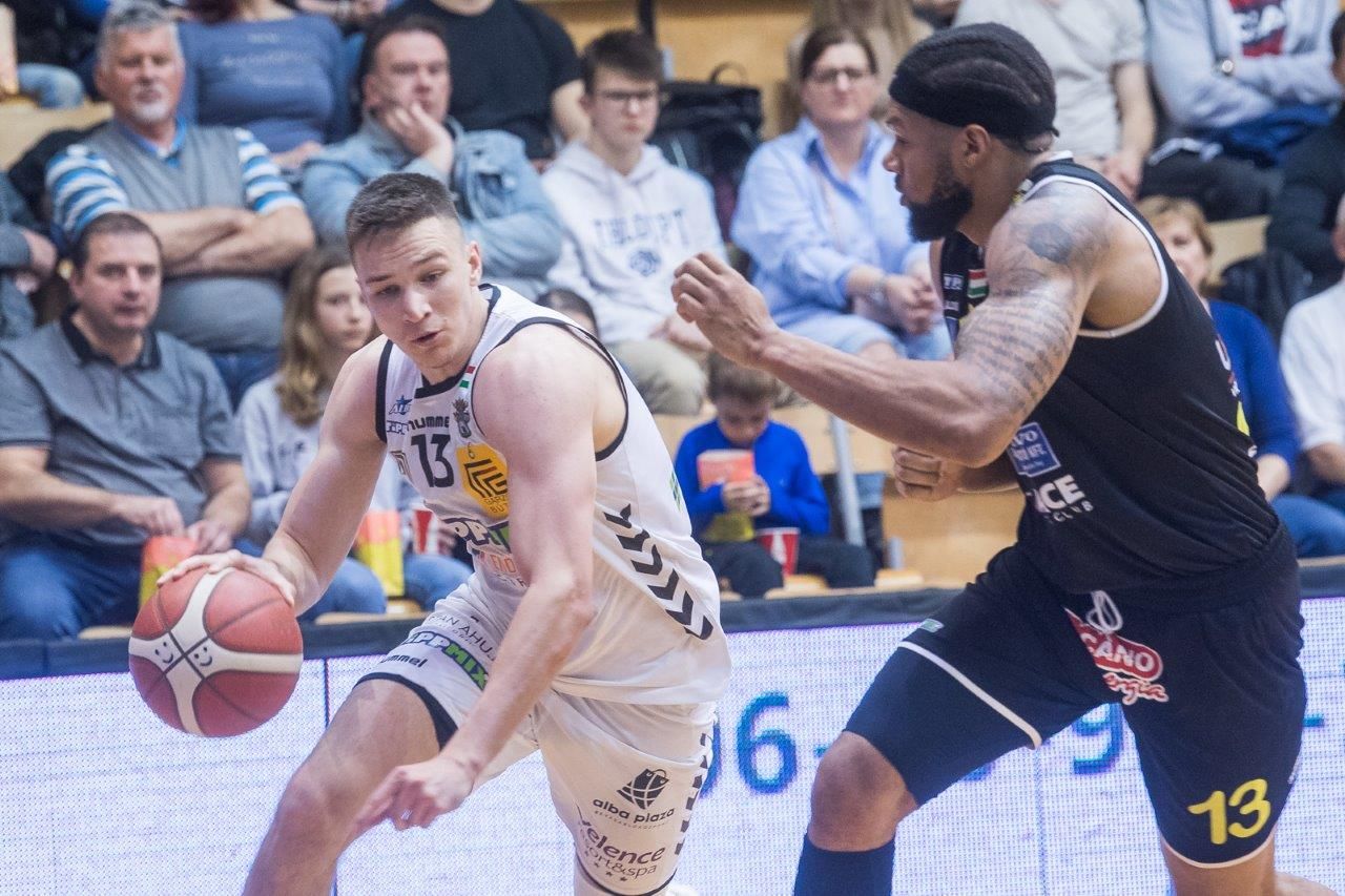 Sporthétvége - két fronton is Székesfehérvár-Debrecen párharc lesz